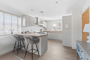 Photo 16- click for photo gallery